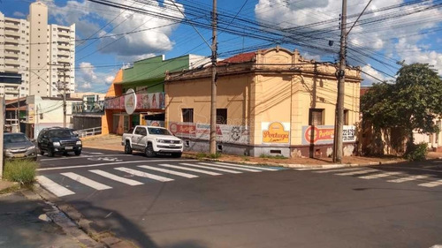 Imagem 2 de 6 de Venda De Casas / Padrão Na Cidade De Araraquara 9775