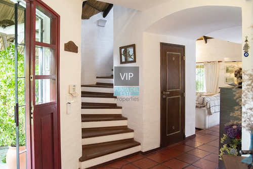 Muy Linda Casa En Zona Rincón Del Indio, Punta Del Este- Ref: 509