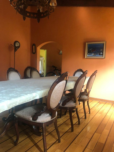 Gran Casa En Parcela Con Tremenda Ubicación, Cerca...