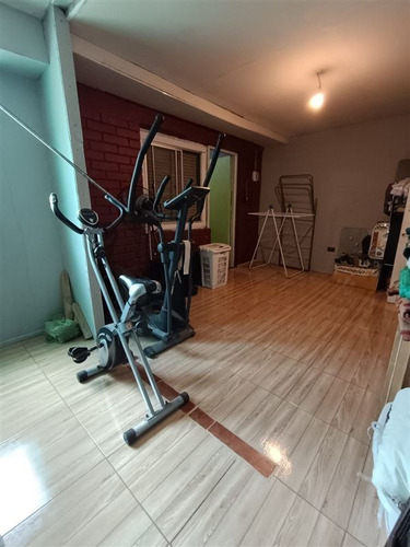 Casa En Venta De 5 Dorm. En Lo Prado