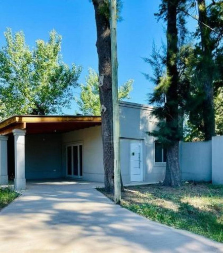 Casa En Venta - 2 Dormitorios 1 Baño - Cochera - 200mts2 - General Belgrano