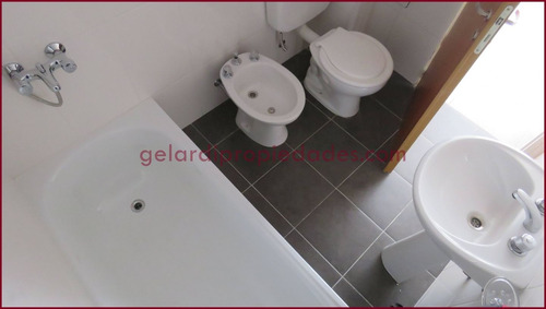 Imagen 9 de 10 de Departamento Venta Un 1 Dormitorio Balcón Centro Bahia Blanc