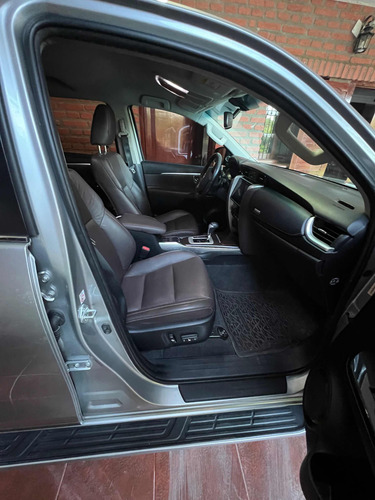 Toyota SW4 2.8 Srx 177cv 4x4 7as At