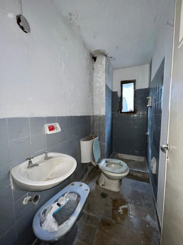 Departamento En Barrio San Isidro Para Refaccionar