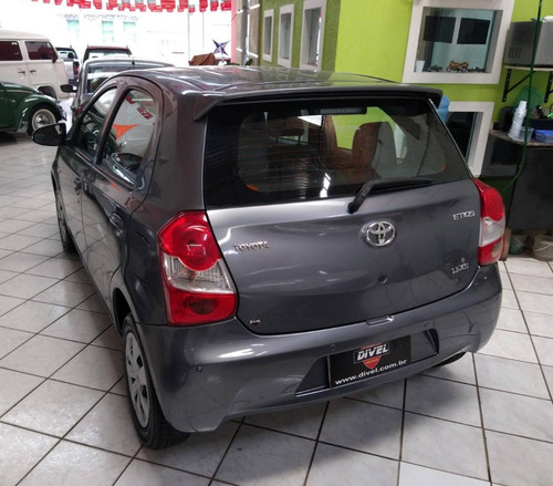 Toyota Etios 1.5 Xs 16v Flex 4p Manual