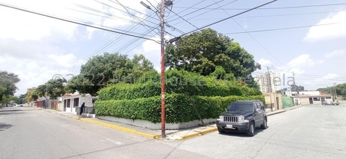 *al/¡una Joya En Venta! Casa En El Centro Barquisimeto Lara, Venezuela/arnaldo López/ # 25-12156 /656 M²