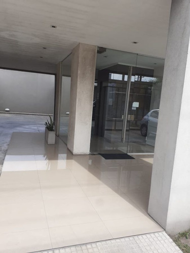 Imagen 3 de 18 de Nuevo Precio-departamento 2 Amb C/ Balcon - 3° Piso Frente -c/renta