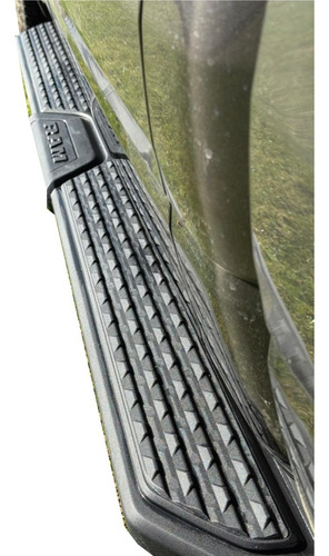 Estribos Laterales Negros Originales Ram 1500 Rebel 2023-25 Gris Oscuro