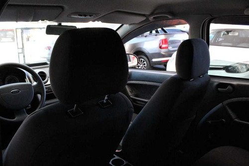 Ford Fiesta 1.6 8v Flex 5p