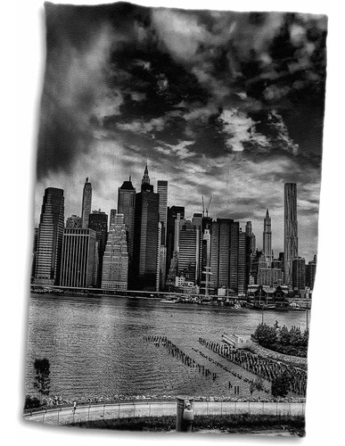 3d Rose Nycblackwhiteeast Riverskyline Toalla De Manode...