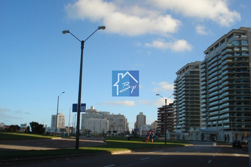 Torre Imperiale 4 Dormitorios Alquiler Y Venta- Ref: 1183