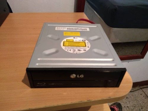Imagen 3 de 4 de Quemadora Cd Dvd Blu-ray Interno Sata Pc LG