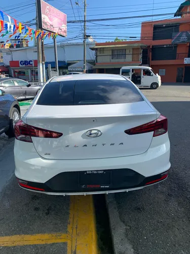 Hyundai Elantra Se 2019