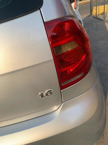 Imagem 7 de 15 de Volkswagen Fox 2013 1.6 Vht Total Flex 5p