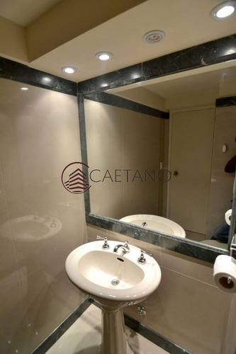 Apartamento En Mansa 3 Dormitorios Con Terraza-ref:1562