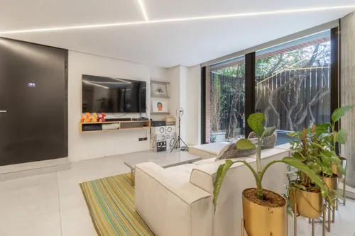 Apartamento En Arriendo/venta En Quinta Camacho. Cod V8935