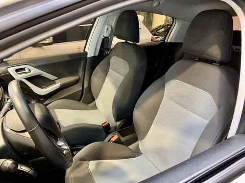 Peugeot 208 1.5l Allure Touchscreen. Autos 208 Usados