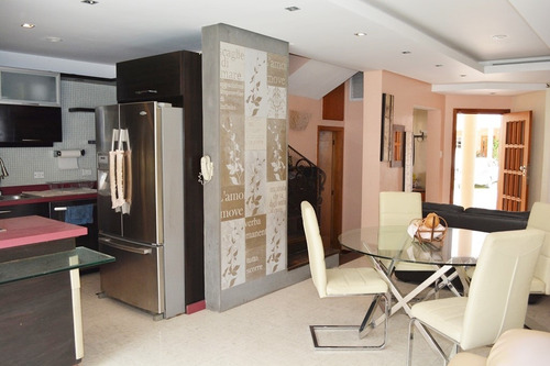 Imagen 3 de 20 de En Alquiler Hermoso Townhouse En Mañongo, Residencia Monte Plata Naguanagua. 04125038440