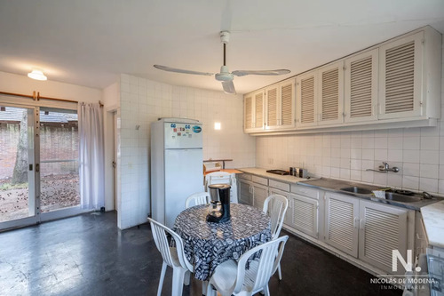 Casa En Venta En Barrio Golf, Superficie De Terreno: 4000 M2, Superficie Edificada: 557 M2