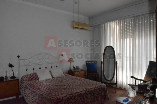 Venta Edificio 4 Plantas (local Comercial Y Casa)