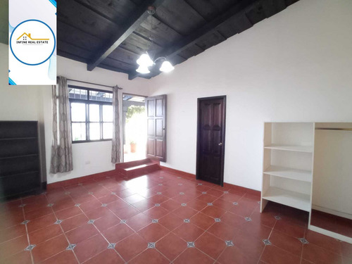 Hermosa Propiedad Integrada Por Dos Lindas Casas Coloniales