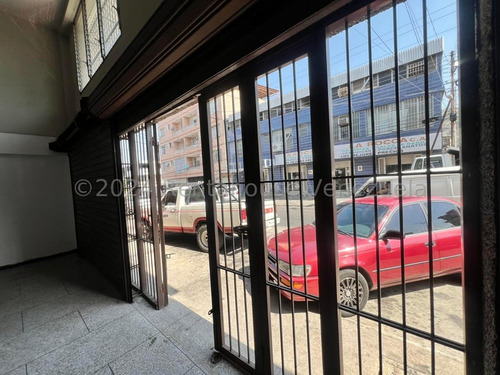 Tu Local Comercial En La Victoria, Centro Calle Paez. Ljsa 25-12775