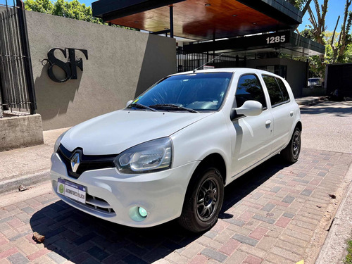 Imagen 2 de 11 de Renault Clio 2015 1.2 Mío Authentique Pack Look