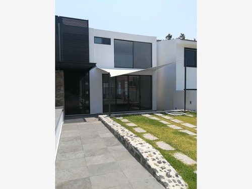 Imagen 1 de 12 de Casa Sola En Venta Ocotepec