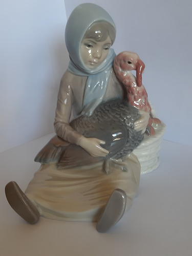 Vendo Figura En Porcelana Española Lladro Niña Con Pavo