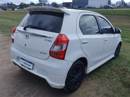 Toyota Etios 1.5 XLS 5P L13