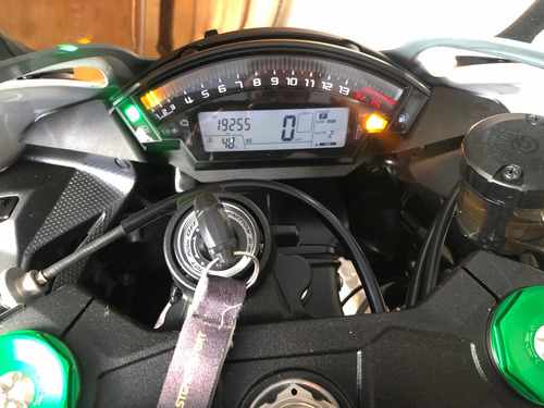 Imagen 4 de 16 de Kawasaki Ninja Zx10r - Moto Deportivas