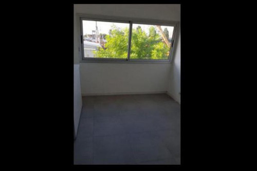 Imagen 8 de 10 de Departamento 2 Ambientes Con Cochera Escucha Oferta