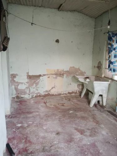 Vendo ! Casa De 2 Dormitorios Con Opción 3 O 4.