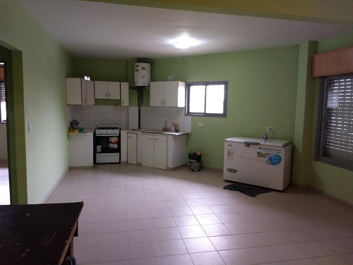 Edificio Comercial En Venta En Gregorio De Laferrere