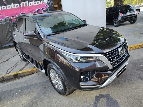 Imagen 7 de 20 de Toyota Sw4 2021 Srx 4x4 At 7 Asientos Hilux Abasto Motors