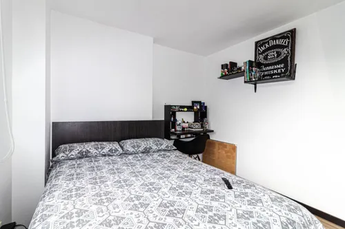 Apartamento En Venta En Loma Las Brujas. Cod V13816