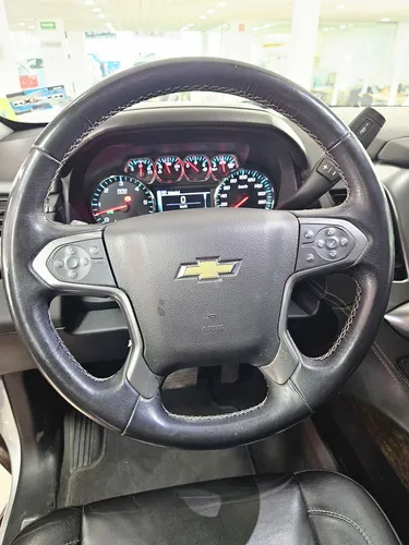 Chevrolet Suburban 5.3 V8 LT Piel 2 Fila Asientos At (B)