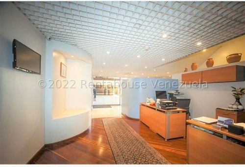 Imagen 5 de 17 de Local Comercial En Venta En Las Mercedes A Pie De Calle