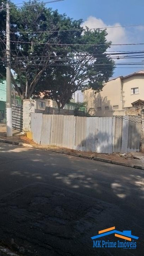 Imagem 2 de 4 de Terreno De Esquina Com Estudo Para 5 Sobrados. - 66