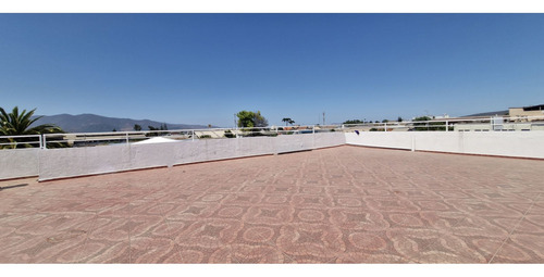 Gran Propiedad Comercial En Quillota, 800 M2., Con 2 Dptos.,