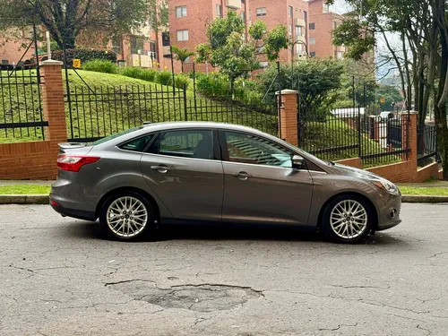 Ford Focus 2.0 Titanium At