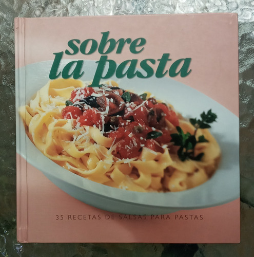 Sobre La Pasta / Editorial Origo