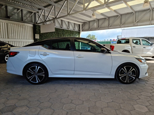 Imagen 4 de 12 de Sentra Sr 2021