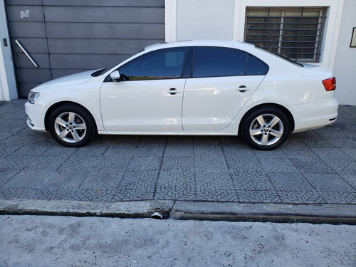 Volkswagen Vento 2.5 Advance Plus 170cv Tiptronic 2015