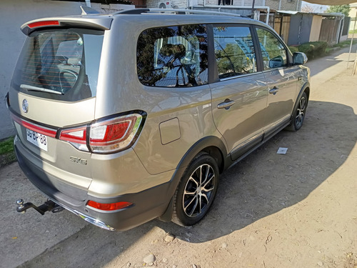 Dongfeng SX6 1.6 Sx6 Mt5 7Pas