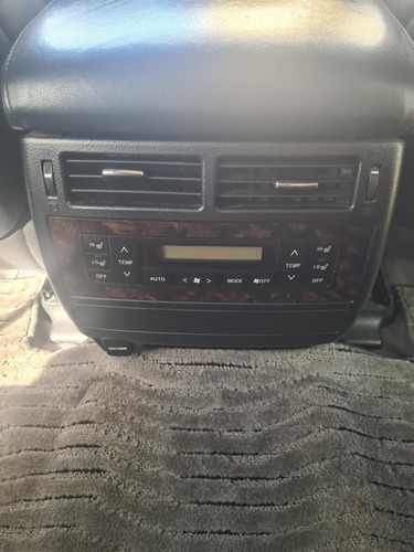 Imagen 7 de 11 de Toyota Land Cruiser 2013 4.5 200 Vx 265cv At W/floormat