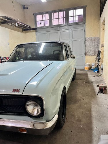 Ford Falcon Standard