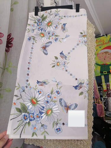 Carpeta Bordada 80x80 Cm Para Mesa Decohogar Premium