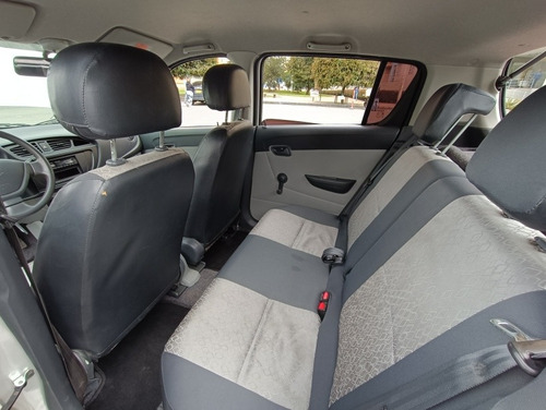 Imagen 12 de 17 de Suzuki Alto 2018 0.8 Std