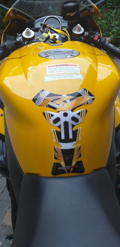 Yamaha Yzf R1